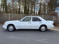 Gebraucht Mercedes E320 220 PS (161 kW) 1995 Weiß Limousine