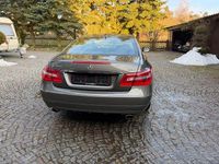 Gebraucht Mercedes E350 Avantgarde 292 PS (214 kW) 2009 Andere farben Coupé