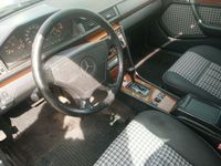 gebraucht Mercedes E220 W124 S124 Kombismaragdschwarz 189 EZ 1996
