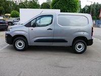 Neu Peugeot Partner 131 PS (96 kW) 2025 Silber Van / Kleinbus