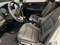 Gebraucht Kia Stonic Platinum 120 PS (88 kW) 2025 Snow white SUV