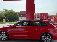 Używany Audi A3 Design 150 KM (110 kW) 2017 Czerwony Sedan/Limuzyna