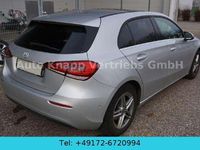 Gebraucht Mercedes A200 Business 163 PS (119 kW) 2021 Grau Kleinwagen