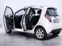 Gebraucht Chevrolet Spark LS 68 PS (50 kW) 2010 Weiß Kleinwagen