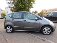Gebraucht Mercedes A180 116 PS (85 kW) 2009 Grau Limousine