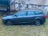 Gebraucht Ford Focus 105 PS (77 kW) 2018 Grau Kombi