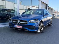 Gebraucht Mercedes C300e Avantgarde 313 PS (230 kW) 2022 Blau Limousine