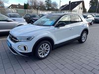 Gebraucht VW T-Roc Style 150 PS (110 kW) 2023 Weiss SUV