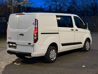 Gebraucht Ford Transit 131 PS (96 kW) 2022 Weiß Van / Kleinbus