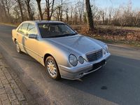 Gebraucht Mercedes E200 116 PS (85 kW) 2000 Silber Limousine