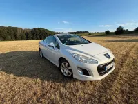 Gebraucht Peugeot 308 CC Active 163 PS (119 kW) 2012 Weiß Cabrio
