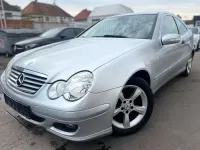 Gebraucht Mercedes C220 150 PS (110 kW) 2005 Iridiumsilber  metalliclack Coupé