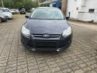 Gebraucht Ford Focus Champions Edition 125 PS (91 kW) 2013 Grau Limousine