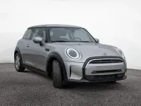 Gebraucht Mini Cooper Essential 136 PS (100 kW) 2023 Silber Kleinwagen