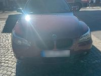 Gebraucht BMW 530 235 PS (172 kW) 2004 Rot Limousine