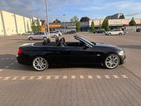 Gebraucht BMW 320 Cabriolet 170 PS (125 kW) 2010 Schwarz Cabrio