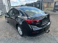 Gebraucht Mazda 3 120 PS (88 kW) 2015 Schwarz Limousine