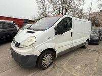 Gebraucht Renault Trafic 114 PS (83 kW) 2011 Weiß Van / Kleinbus