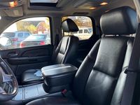 Gebraucht Cadillac Escalade 409 PS (300 kW) 2010 Silber SUV
