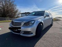 Gebraucht Mercedes C180 Elegance 120 PS (88 kW) 2013 Silber Kombi