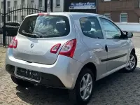 Gebraucht Renault Twingo 75 PS (55 kW) 2012 Grau Kleinwagen