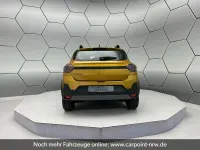 Neu Dacia Sandero Extreme 122 PS (89 kW) 2026 Gelb Limousine