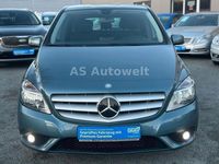 Usata Mercedes B200 156 CV (114 kW) 2012 Verde Monovolume