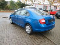 Gebraucht Skoda Rapid Active 95 PS (69 kW) 2019 Blau Limousine