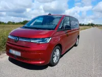 Gebraucht VW Multivan Life 150 PS (110 kW) 2025 Rot Van / Kleinbus