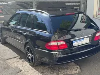 Gebraucht Mercedes E220 150 PS (110 kW) 2006 Schwarz Limousine