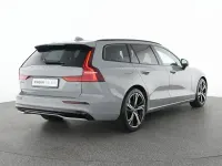 Gebraucht Volvo V60 Plus 455 PS (334 kW) 2024 Grau Kombi