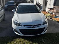 Second-hand Opel Astra 101 CP (74 kW) 2014 Alb Berlinǎ