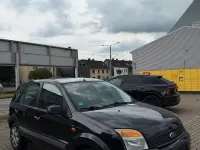 Gebraucht Ford Fusion 90 PS (66 kW) 2009 Schwarz Kleinwagen