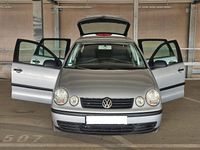 Gebraucht VW Polo 64 PS (47 kW) 2004 Silber Kleinwagen