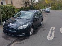Usata Ford Focus 125 CV (91 kW) 2015 Nero Berlina