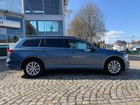 Gebraucht VW Passat Comfortline 150 PS (110 kW) 2018 Blau Kombi