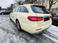 Gebraucht Mercedes E200 Avantgarde 150 PS (110 kW) 2018 Beige Kombi