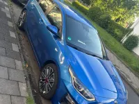 Używany Kia Ceed 99 KM (72 kW) 2019 Niebieski Hatchback