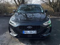 Gebraucht Ford Focus ST-Line 125 PS (91 kW) 2023 Schwarz Limousine
