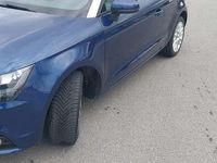 Gebraucht Audi A1 Attraction 86 PS (63 kW) 2014 Blau Kleinwagen