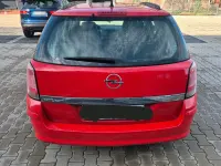 Gebraucht Opel Astra 90 PS (66 kW) 2005 Rot Kombi