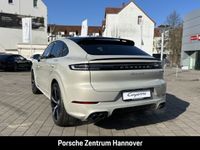 Gebraucht Porsche Cayenne S 475 PS (349 kW) 2025 Cashmerebeigemetallic SUV
