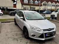 Gebraucht Ford Focus 125 PS (91 kW) 2012 Silber Limousine