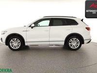 Gebraucht VW Touareg Elegance 286 PS (210 kW) 2018 Pure white SUV