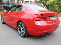 Gebraucht BMW 230 Sport Line 252 PS (185 kW) 2018 Melbourne rot metallic Coupé