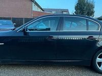 Gebraucht BMW 523 190 PS (139 kW) 2007 Black sapphire metallic Limousine