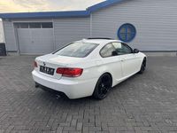 Gebraucht BMW 335 306 PS (225 kW) 2010 Alpinweiss iii Coupé