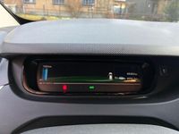 Gebraucht Renault Zoe 67 kW (92 PS) 2018 Weiß Kleinwagen