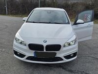 Używany BMW 218 Active Tourer 150 KM (110 kW) 2014 Biały Minivan