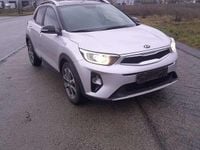 Gebraucht Kia Stonic Vision 120 PS (88 kW) 2018 Silber SUV